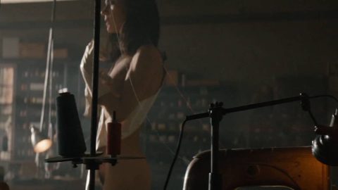 Jennifer Connelly American Pastoral 3