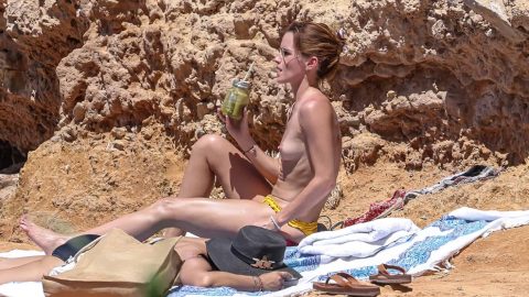 emma watson exposing her tits in italy 29