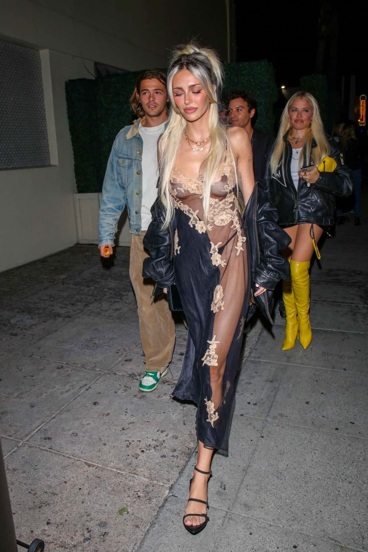 Hot Delilah Hamlin Celebrates 25th Birthday in a See Through Dress photo gallery Hot Delilah Hamlin Celebrates 25th Birthday in a See Through Dress photo gallery