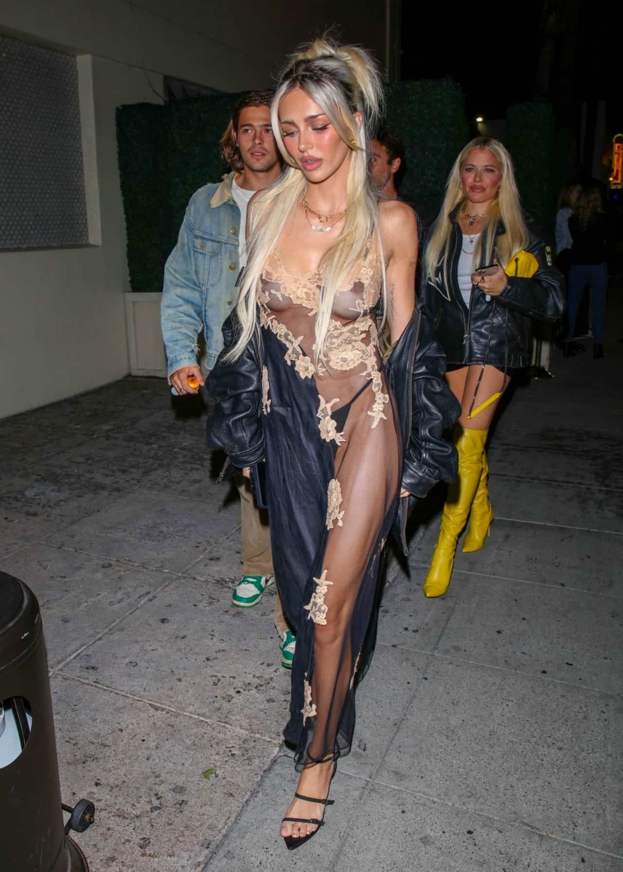 Watch Delilah Hamlin Celebrates 25th Birthday in a See Through Dress naked video Watch Delilah Hamlin Celebrates 25th Birthday in a See Through Dress naked video
