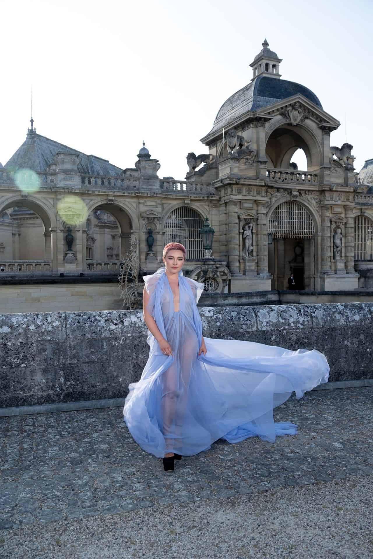 Florence Pugh See Through to Tits at Valentino Fashion Show 2023 nude scene Florence Pugh See Through to Tits at Valentino Fashion Show 2023 nude scene