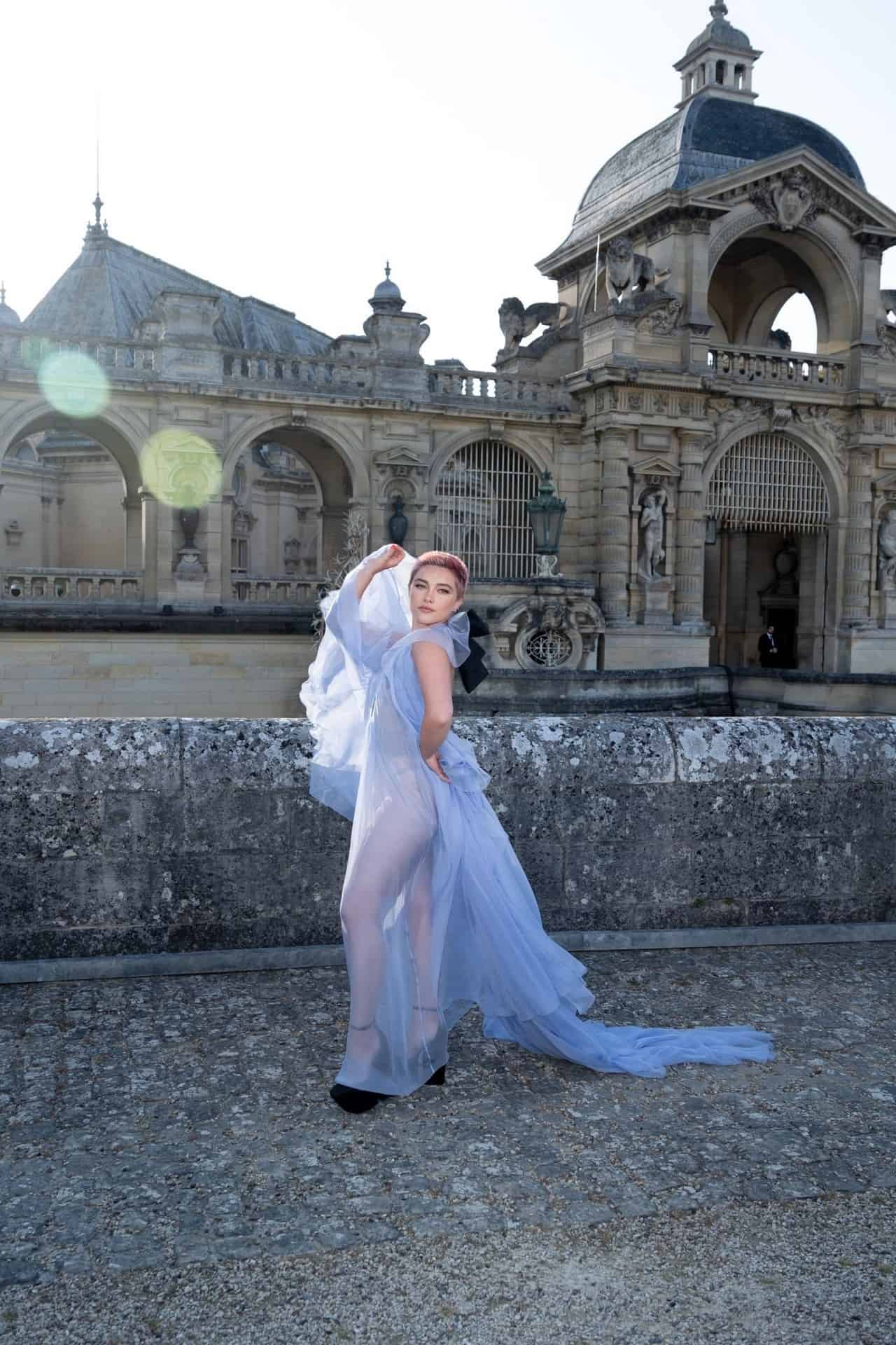 Florence Pugh See Through to Tits at Valentino Fashion Show 2023 topless picture Florence Pugh See Through to Tits at Valentino Fashion Show 2023 topless picture
