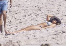 Jessica Alba In A Bikini At The Beach 1