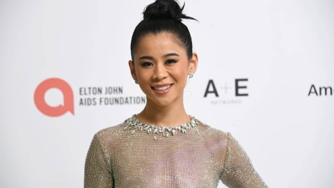 Leah lewis rocks nipple pasties at oscars viewing bash 13