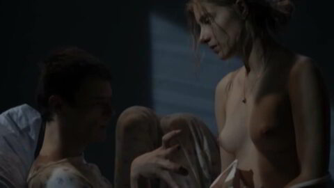 Katarzyna Zawadzka Nude Bernardeta Komiago Nude Chce sie zyc 2013 1