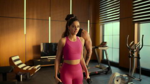 Ananya Panday Sexy Call Me Bae S01E01E02E07 2024 18