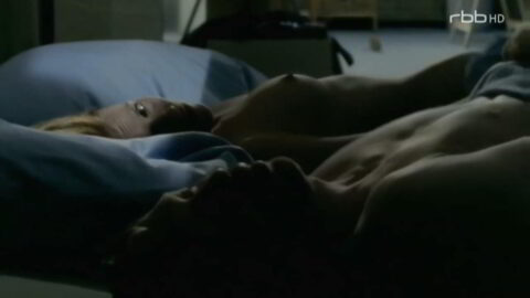 Doreen Jacobi Nude - Tatort - E661 (2007)