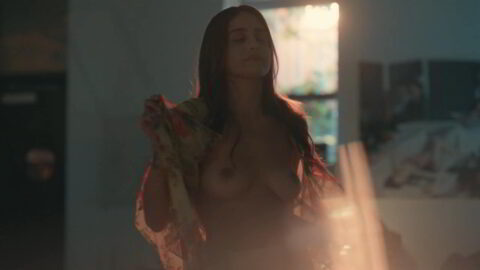 Sophie Lane Curtis Nude On Our Way 2021 1