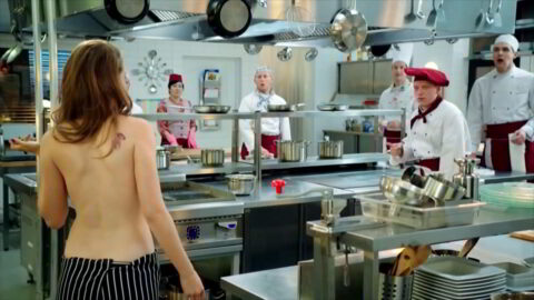 Valeriya Fedorovich Nude Kukhnya S03 2012 5