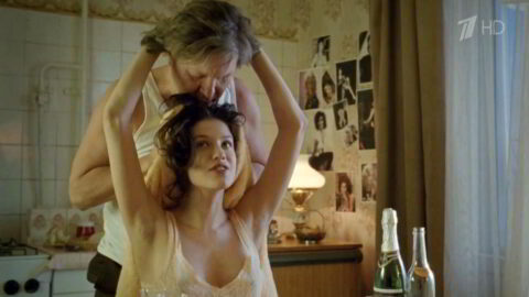 Anna Chipovskaya Sexy Uhodyaschaya natura S01E01 2014 3