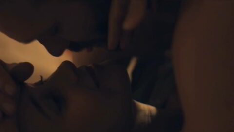 Julie De Bona Sexy Un regret 2015 2