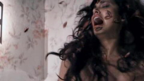 Esha Gupta Sexy Raaz 3 2012 1