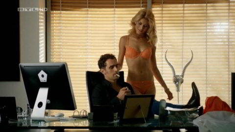 Fiona Erdmann Sexy Turbo und Tacho 2013 5