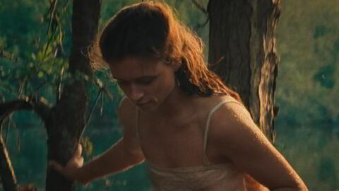 Juliette Jouan Sexy Scarlet Lenvol 2022 1