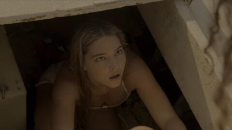 Madison Bailey Sexy Madelyn Cline Sexy Outer Banks S01E06 2020 2