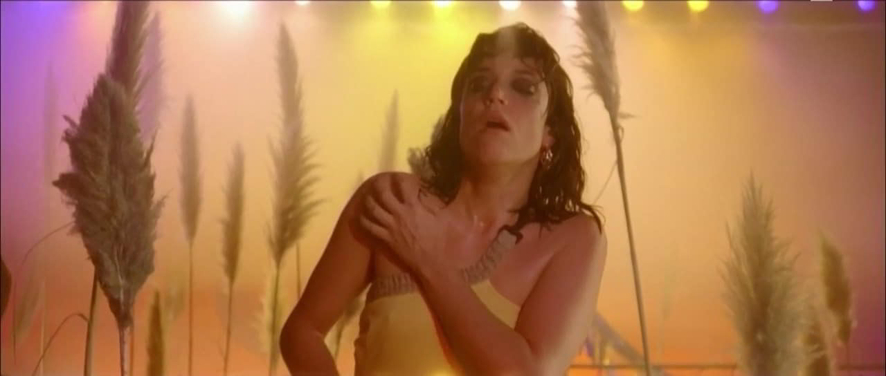 Pauline Jacquard, Vimala Pons, Lola Creton topless Ultra pulpe Pauline Jacquard, Vimala Pons, Lola Creton topless Ultra pulpe