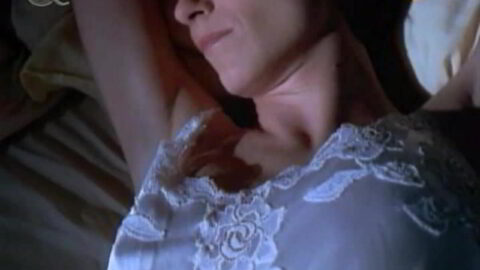 Stefania Rocca Nude Dracula S01E01 2002 5