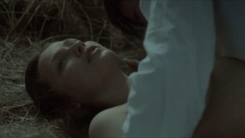 Dorien De Clippel Nude De Honger 2013 5