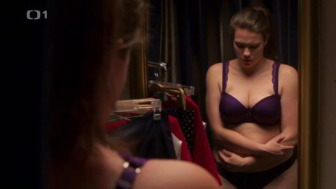 Eva Hacurova Nude Jak si nepodelat zivot S01E01 2019 12