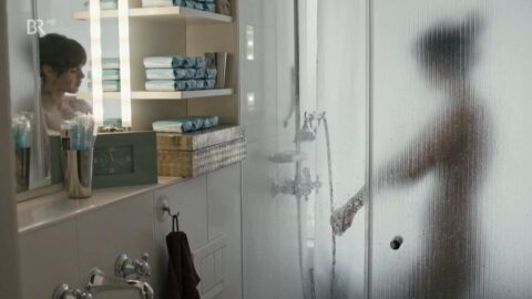 Felicitas Woll Nude Ein schmaler Grat 2013 3