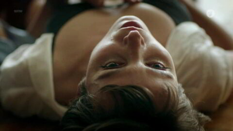 Julia Koschitz Nude Harter Brocken Der Bankraub 2017 4