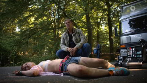 Lilly Joan Gutzeit Sexy - Morden im Norden - S06E02 (2019)
