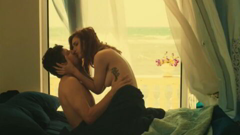 Miriam Leone Nude - Metti la nonna in freezer (2018)