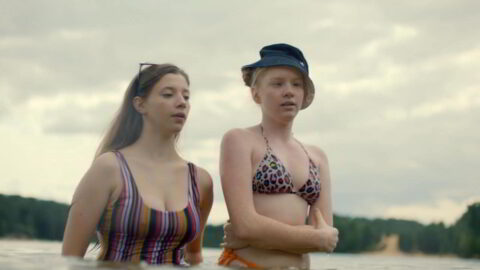 Polina Guhman Sexy Elizaveta Ishchenko Sexy Alisa Tarasenko Sexy Sama dura S02E01 02 2021 04