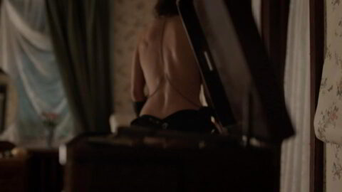 Scottie Thompson Sexy 12 Monkeys S02E03 2016 4