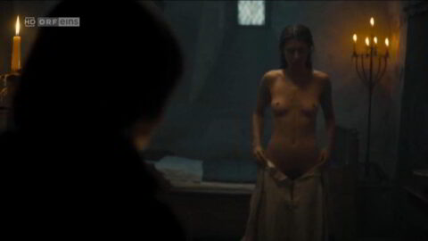 Sophie Strobele Nude Maximilian. Das Spiel von Macht und Liebe S01E02 2017 3