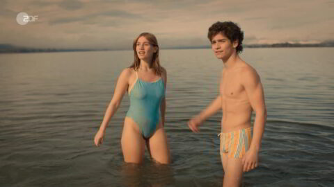 Alessia Mazzola Sexy Der Kommissar und der See S01E03 2024 1