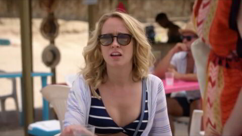 Anna Camp Sexy, Sarah Burns Sexy, Heather Graham Sexy - Desperados (2020)