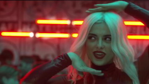 Bebe Rexha Sexy Keys Of Christmas 2016 6
