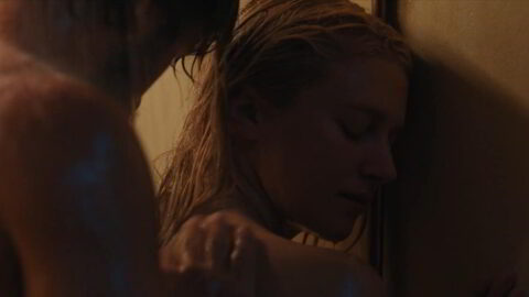 Julia Schlaepfer Nude 1923 S01E06 2023 2