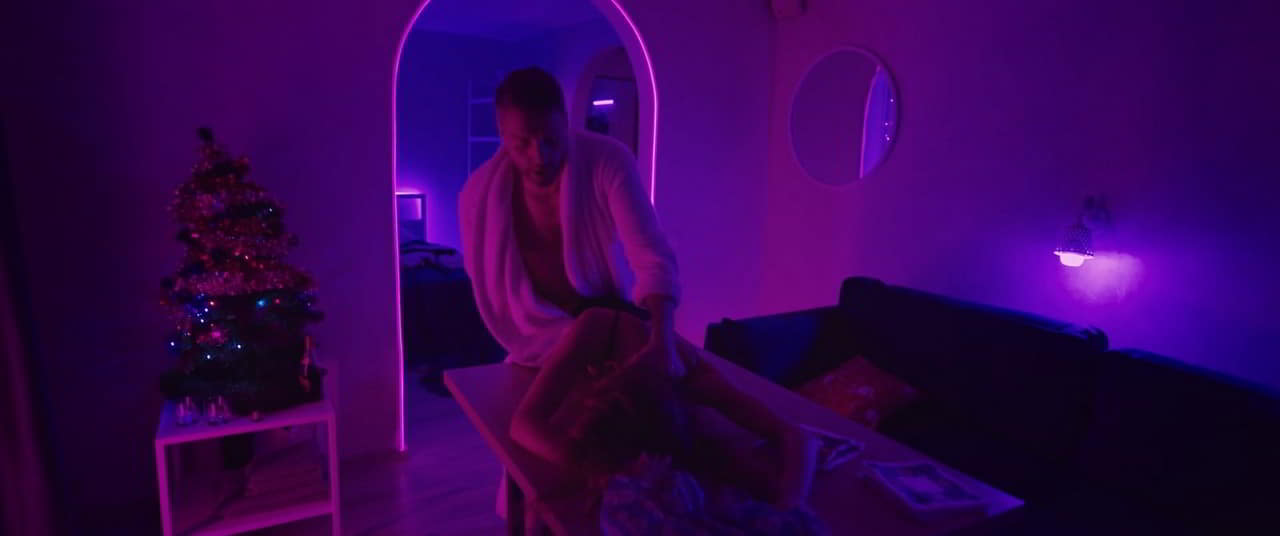 Marina Kaletskaya bare butt in Obsession - S01E01-04 Marina Kaletskaya bare butt in Obsession - S01E01-04