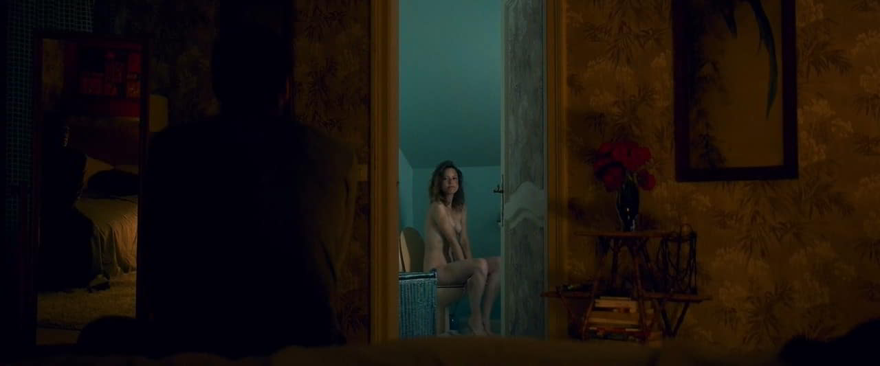 Stephane Caillard, Coline Beal cleavage movie scene 2019 Stephane Caillard, Coline Beal cleavage movie scene 2019