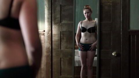 Alexis Knapp Sexy The Dorm 2014 1