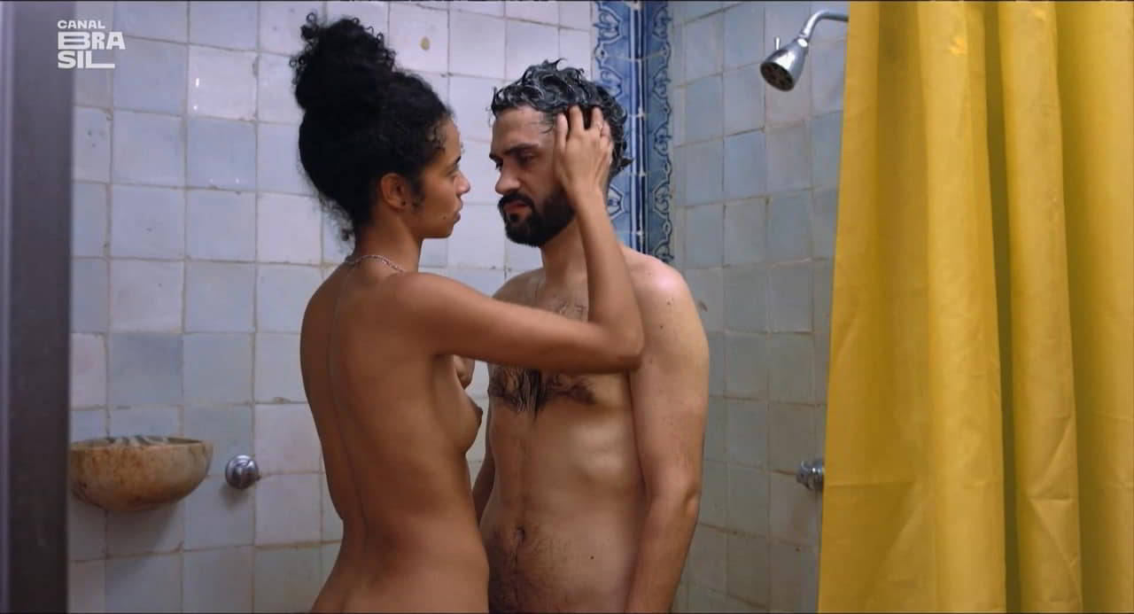 Amandyra bare butt in Greice Amandyra bare butt in Greice