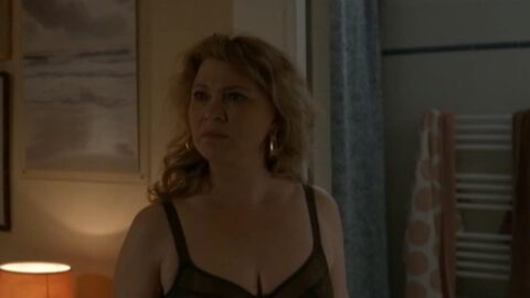 Cecile Bois Sexy Addict S01E01 E03 2023 5