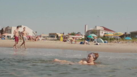 Elizabeth Olsen Sexy Dakota Fanning Nude Very Good Girls 2013 3