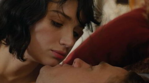 Eve Hewson Sexy Papillon 2017 1