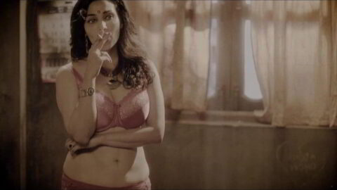 Flora Saini Sexy City of Dreams S02E03 E05 2020 19