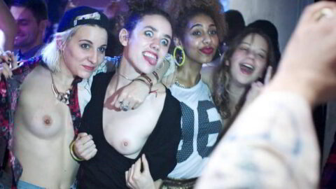 Garance Marillier Nude Ella Rumpf Nude Grave 2016 1