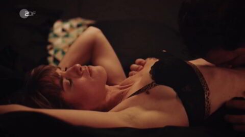 Isabell Horn Sexy Bettys Diagnose S08E11 2021 4