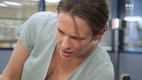 Lorie Pester Sexy Demain nous appartient S01 2017 2