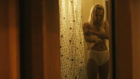 Marta Dylewska Nude Bilet na Ksiezyc 2013 2