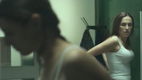 Mia Petricevic Nude Quit Staring at My Plate Ne gledaj mi u pijat 2016 4