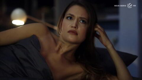 Amrei Haardt Nude Einstein S01E02 2016 2