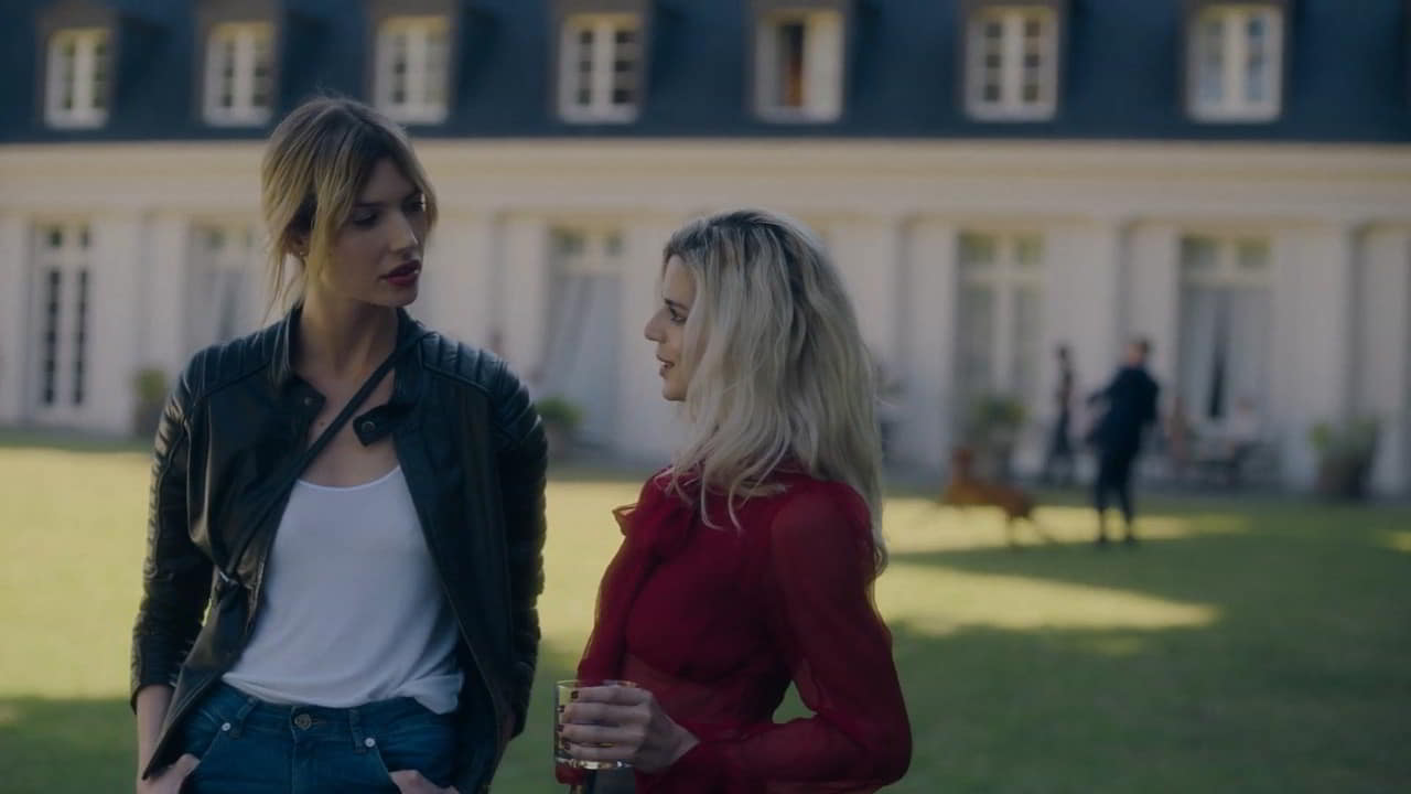 Clara Lago cleavage movie scene 2022 Clara Lago cleavage movie scene 2022