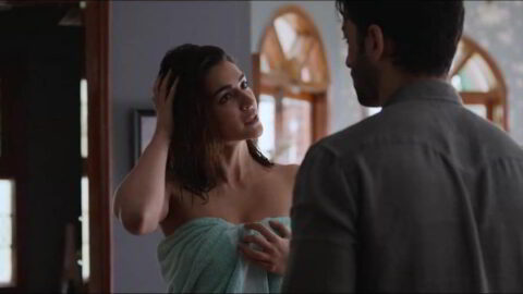 Kriti Sanon Sexy Do Patti 2024 5